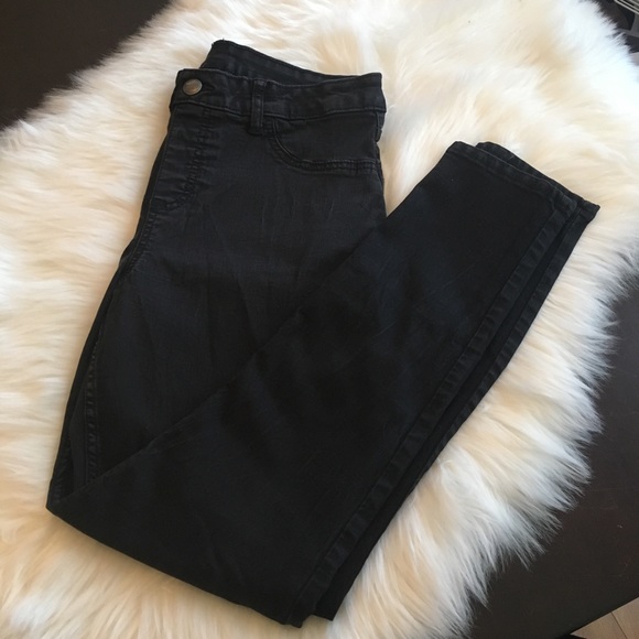 Pants - NEW Black stretchy pull-on leggings